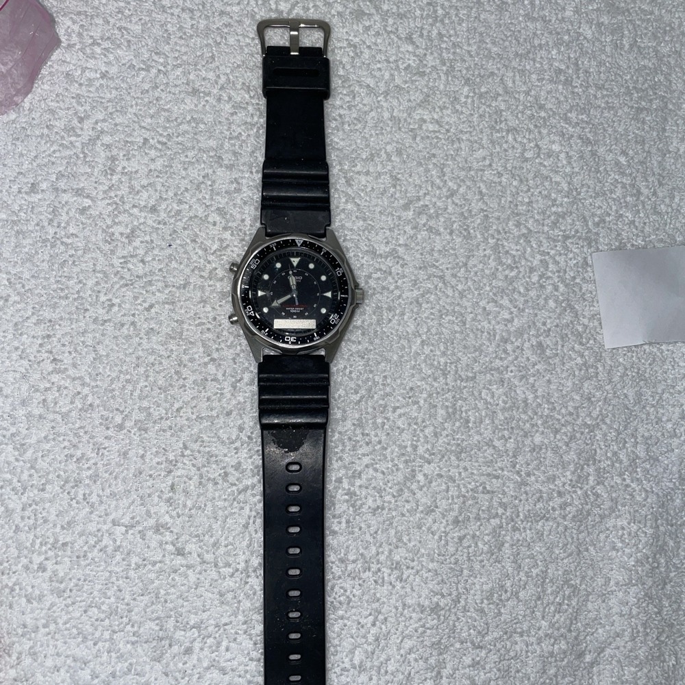 Casio Men's Vintage AMW320R-1EV Marine Analog-Digital Dive used 8A  Needs Batt